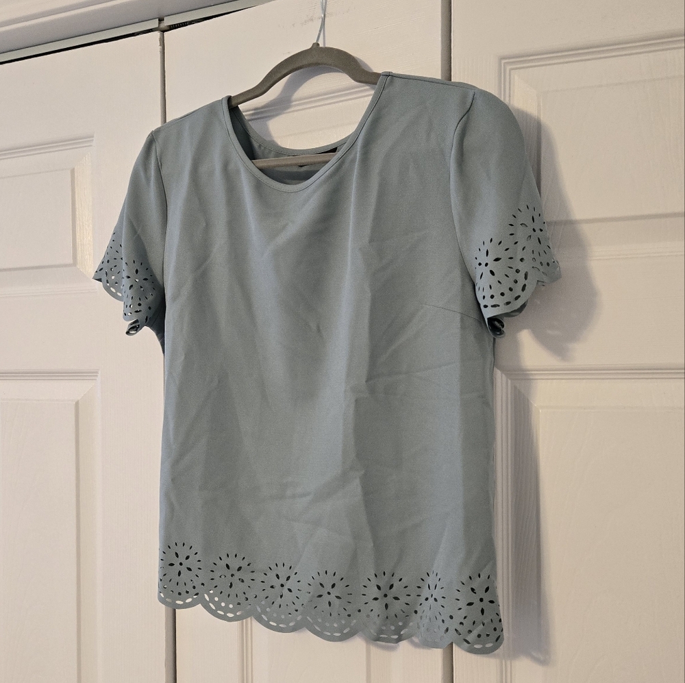 SHEIN Short-Sleeved Blue/Gray Top, Size L